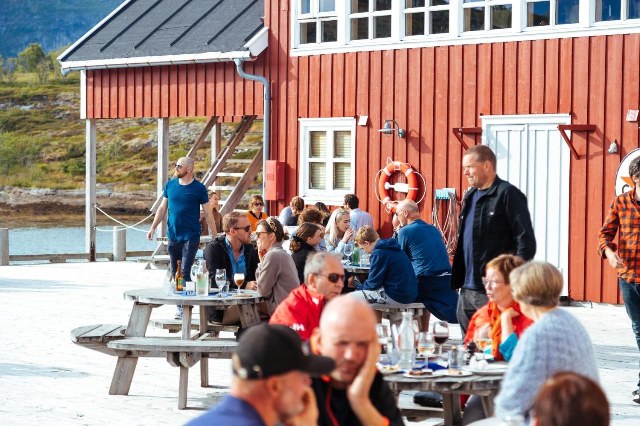 Nyvagar Rorbuhotell - By Classic Norway Hotels Kabelvag Luaran gambar
